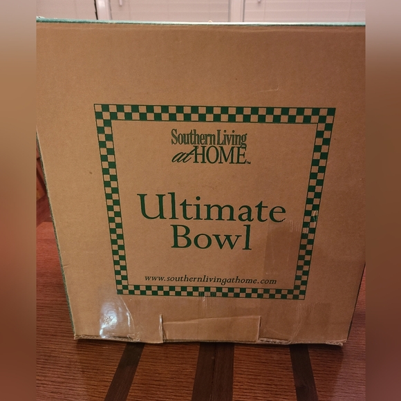 Southern Living Ultimate Glass Bowl - Picture 10 of 10